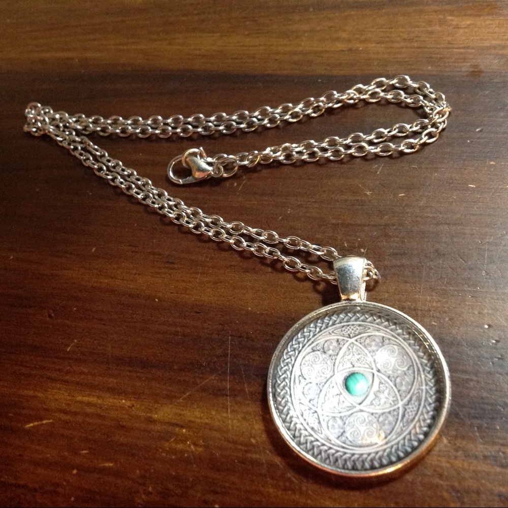 Celtic necklace